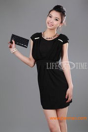 韩版女装现货批发 上衣与连衣裙一站式采购指南